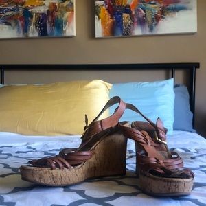 Audrey Brooke Wedges